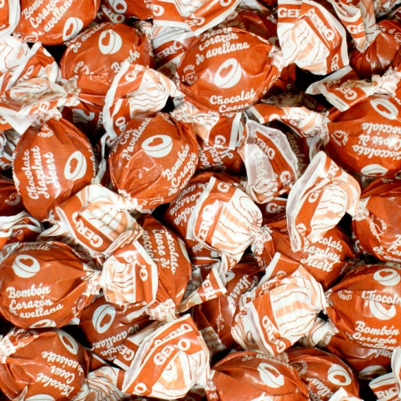 HAZELNUT HEART COMPOSTABLE PAPER